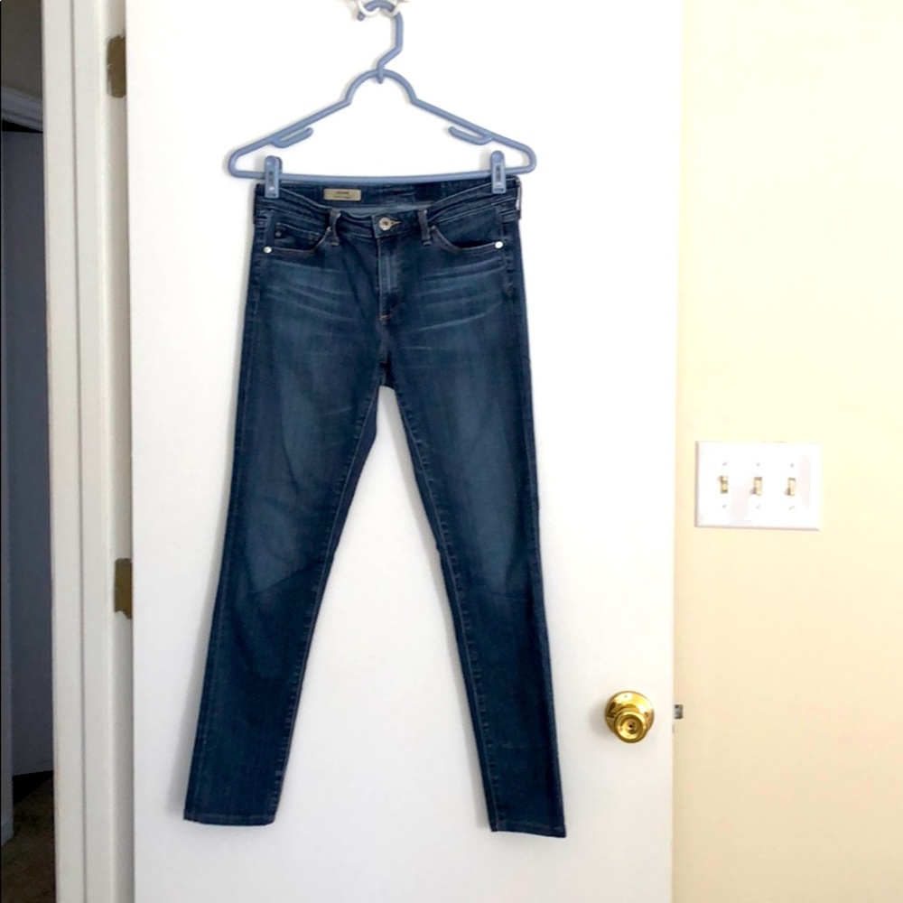 The Middi Mid-Rise Legging hemmed!